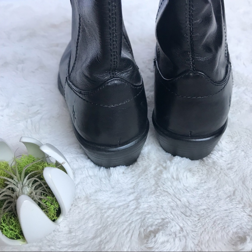 {Frye} Button Boot - Picture 6 of 8